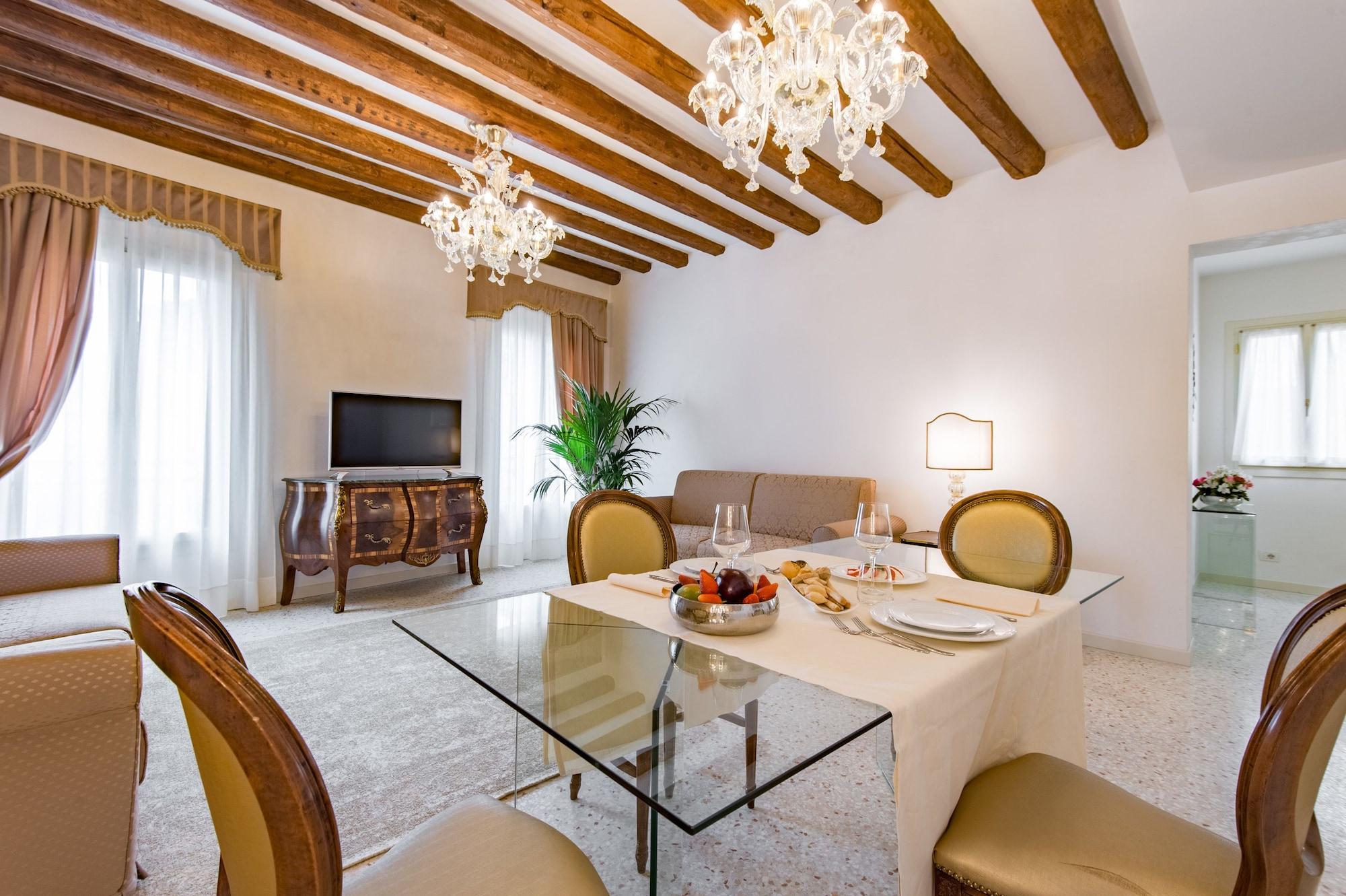 San Teodoro Palace - Luxury Apartments Venedig Exterior foto